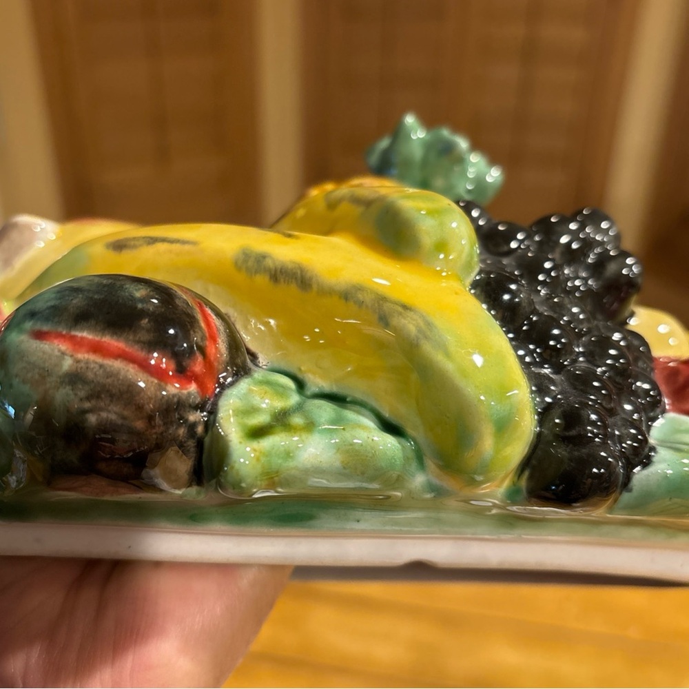 Vintage Bordallo Colorful Ceramic Fruit Basket w small defect (chip) rare find - Picture 9 of 16